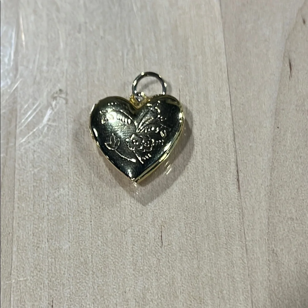 Locket Gold Heart‎ Pendant